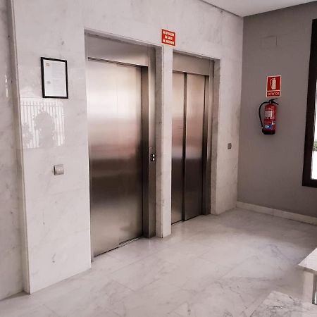 Apartment Close To Airport, Ifema Madrid Exteriér fotografie